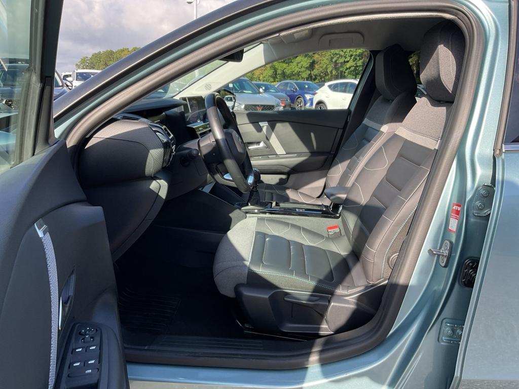 Citroen C4 2023 г. Синий, пробег 59559 км