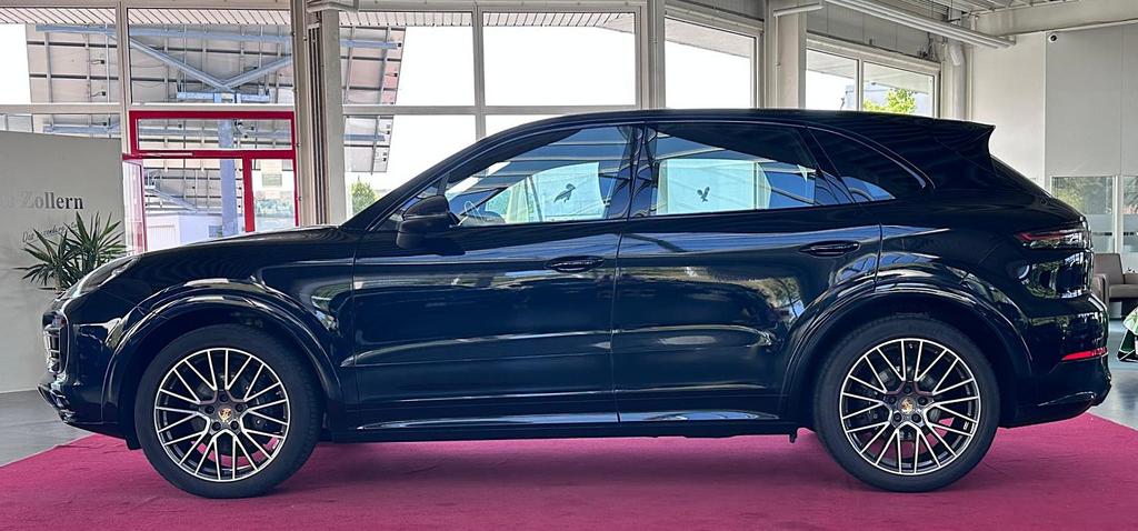 Porsche Cayenne 2022 г. Синий, пробег 59963 км