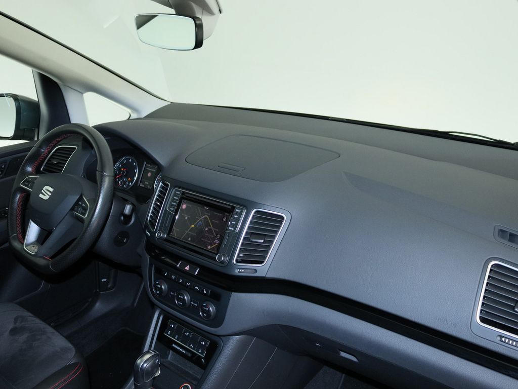 SEAT Alhambra 2022 г. Серый, пробег 48283 км