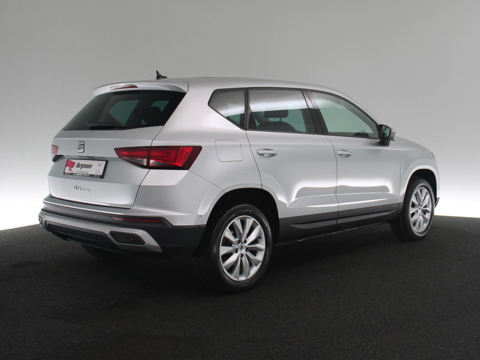 SEAT Ateca 2022 г. Серебристый, пробег 40237 км
