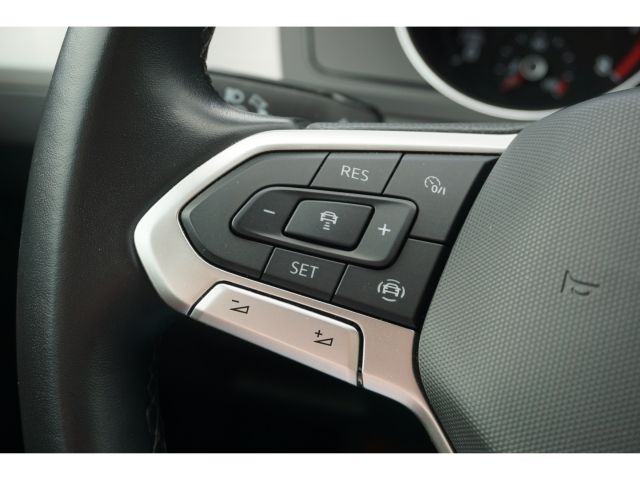 Volkswagen PASSAT VARIANT 2023 г. Серый, пробег 47701 км