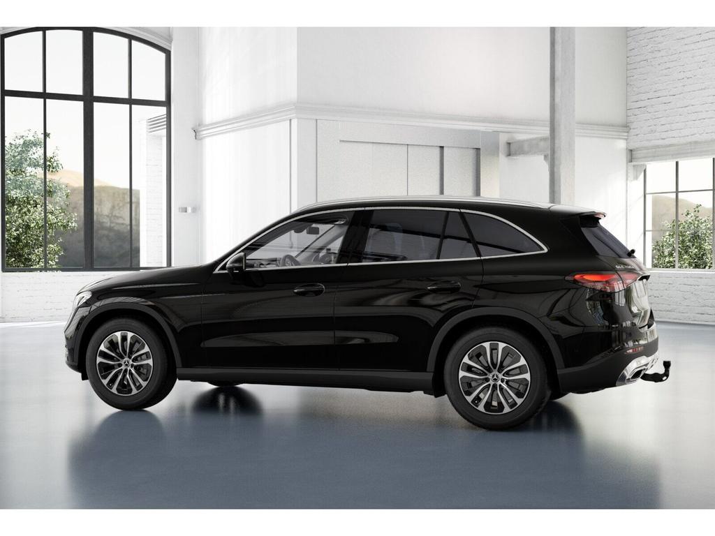 Mercedes-Benz GLC 200 2026 г. Чёрный, пробег 14154 км