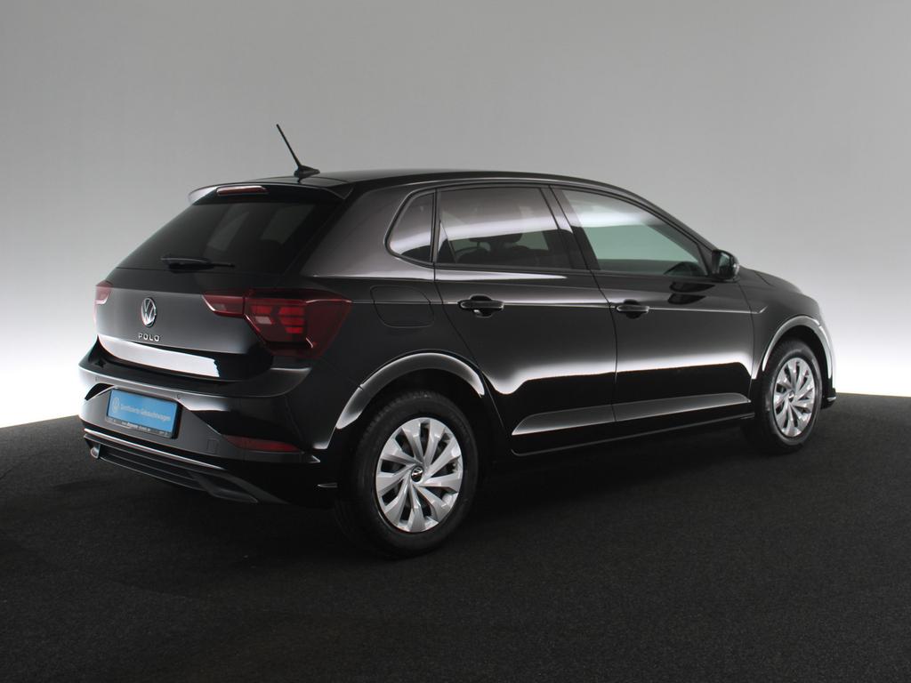 Volkswagen Polo 2023 г. Чёрный, пробег 46982 км
