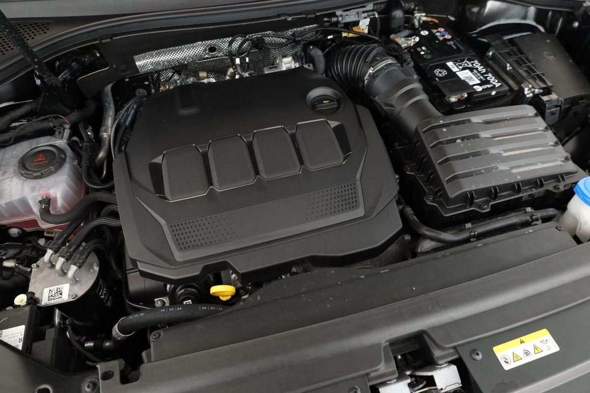 Volkswagen TIGUAN ALLSPACE 2024 г. Чёрный, пробег 39900 км