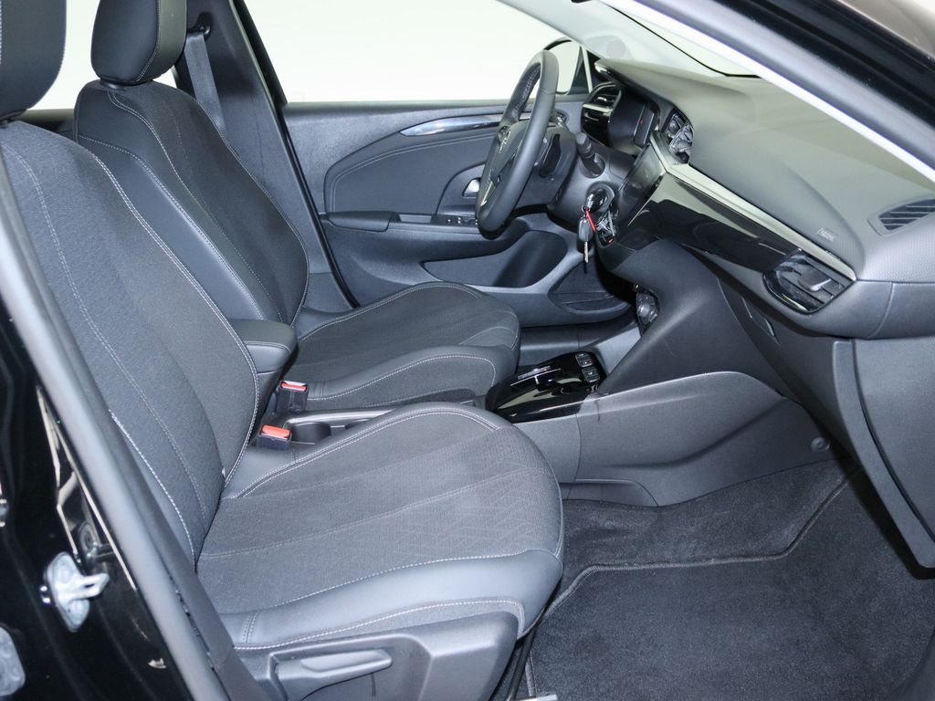Opel Corsa 2023 г. Чёрный, пробег 48123 км
