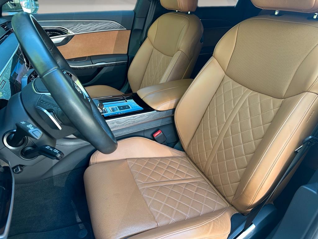 Audi A8 2023 г. Зелёный, пробег 40100 км