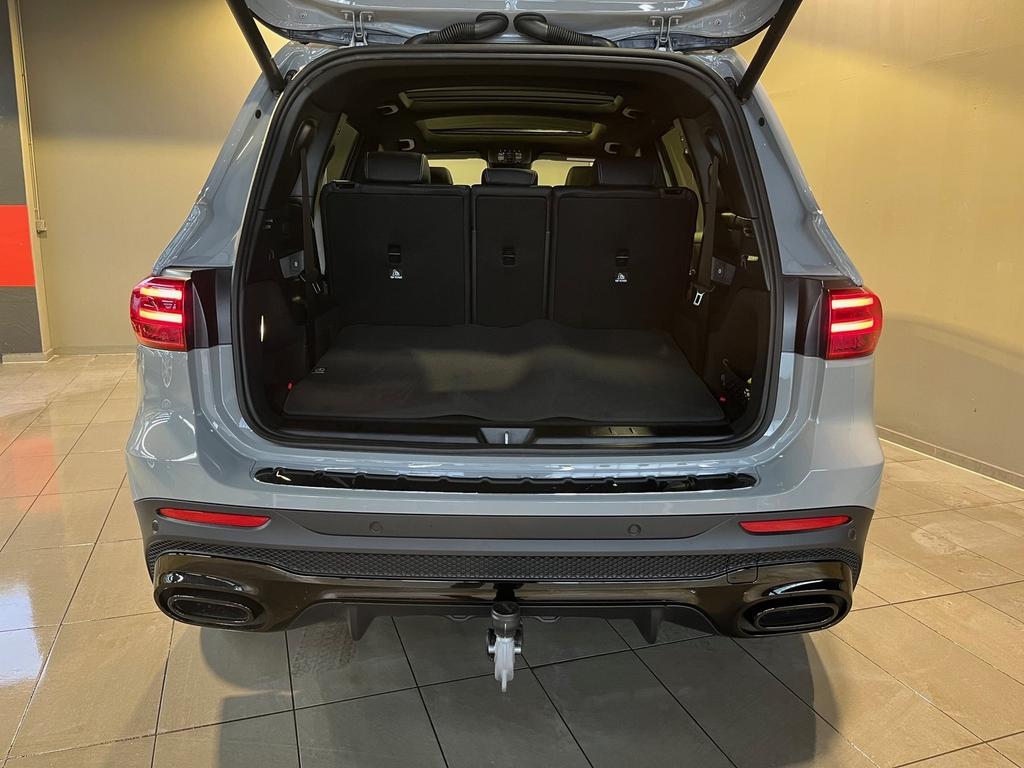 Mercedes-Benz GLB 220 2025 г. Серый, пробег 14000 км