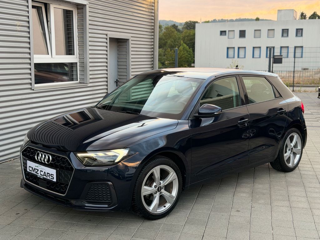 Audi A1 2021 г. Синий, пробег 30000 км