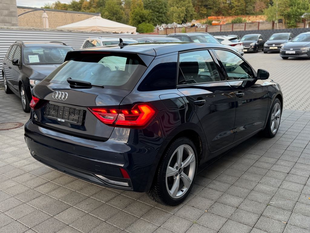 Audi A1 2021 г. Синий, пробег 30000 км