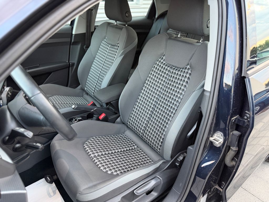 Audi A1 2021 г. Синий, пробег 30000 км