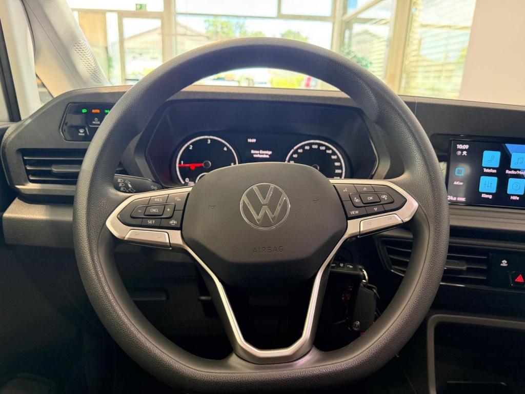 Volkswagen Caddy 2022 г. Серебристый, пробег 58939 км