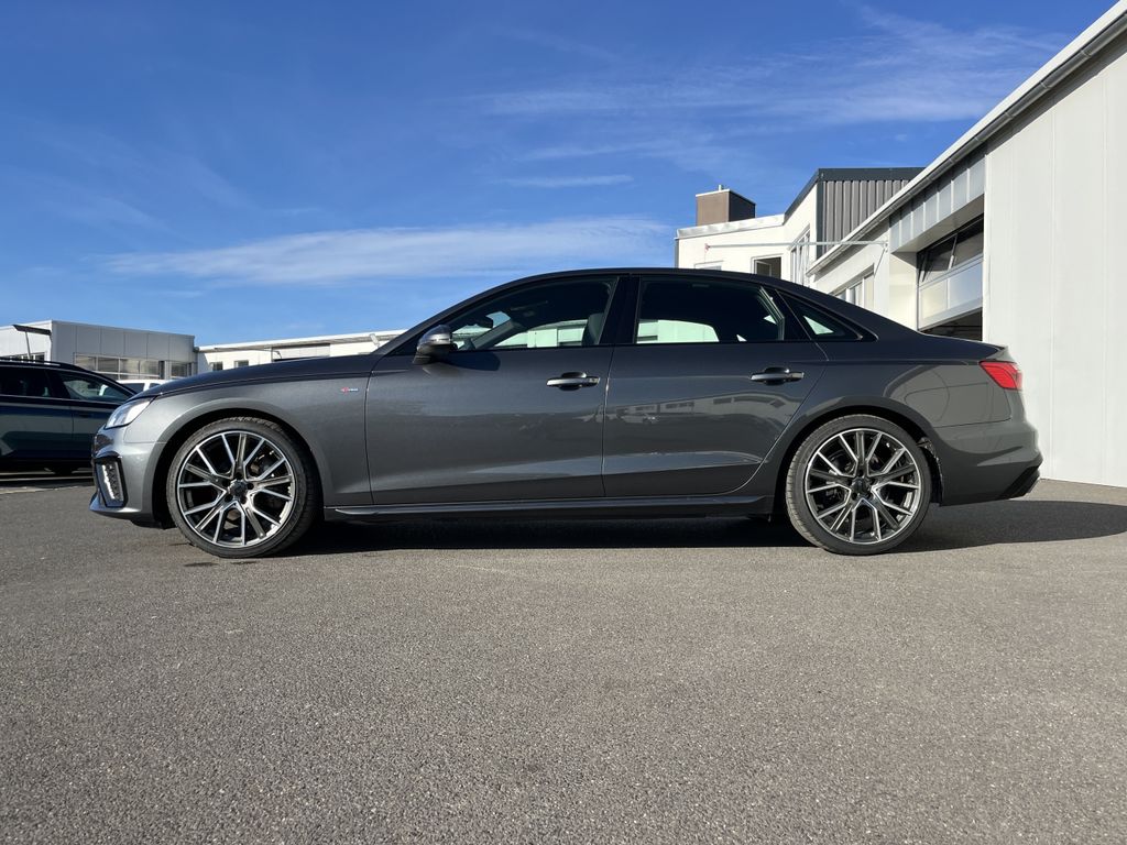 Audi A4 2023 г. Серый, пробег 39987 км