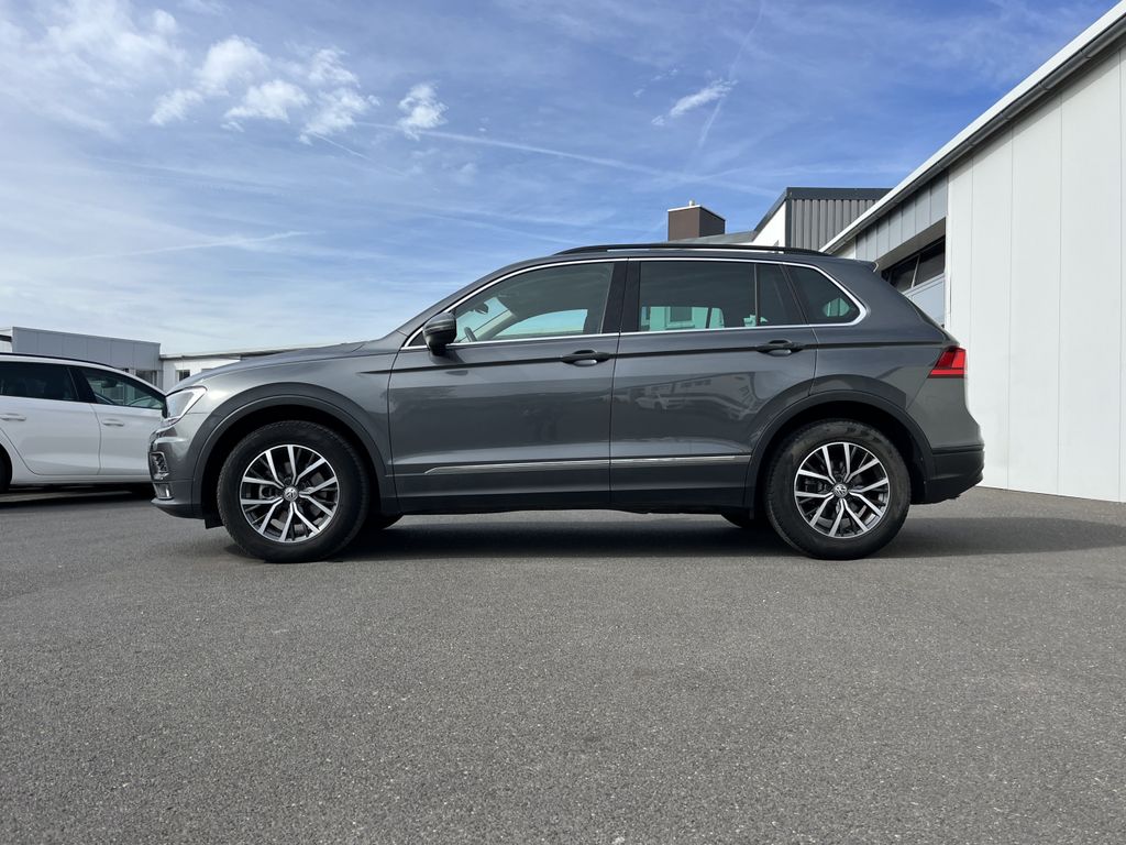 Volkswagen Tiguan 2021 г. Серый, пробег 14026 км