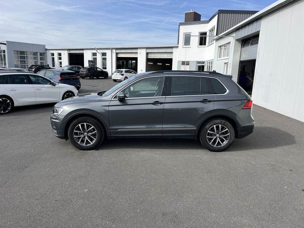 Volkswagen Tiguan 2021 г. Серый, пробег 14026 км