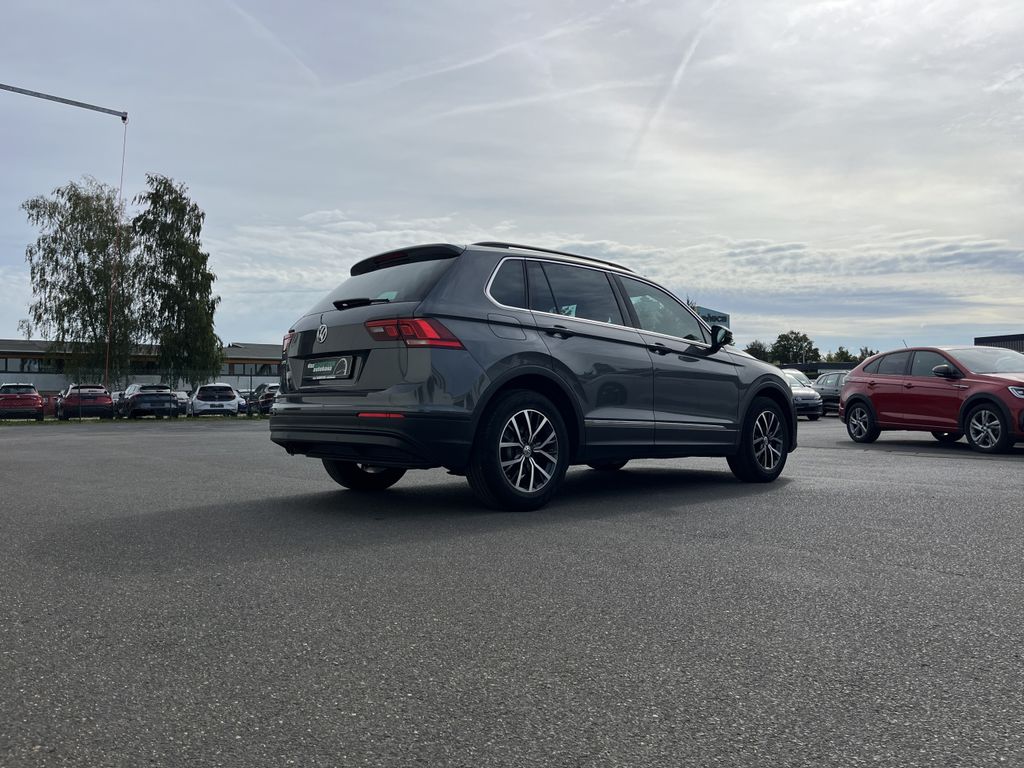 Volkswagen Tiguan 2021 г. Серый, пробег 14026 км