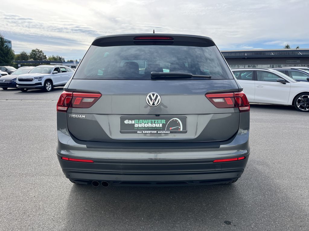 Volkswagen Tiguan 2021 г. Серый, пробег 14026 км