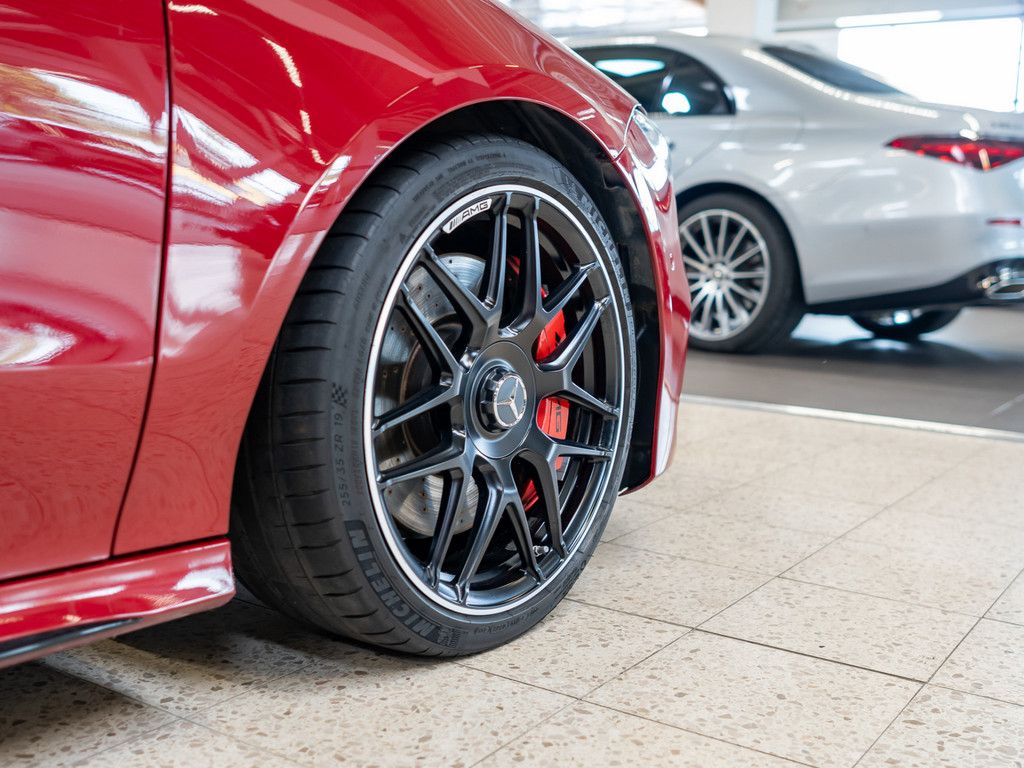 Mercedes-Benz CLA 45 AMG 2021 г. Красный, пробег 34126 км