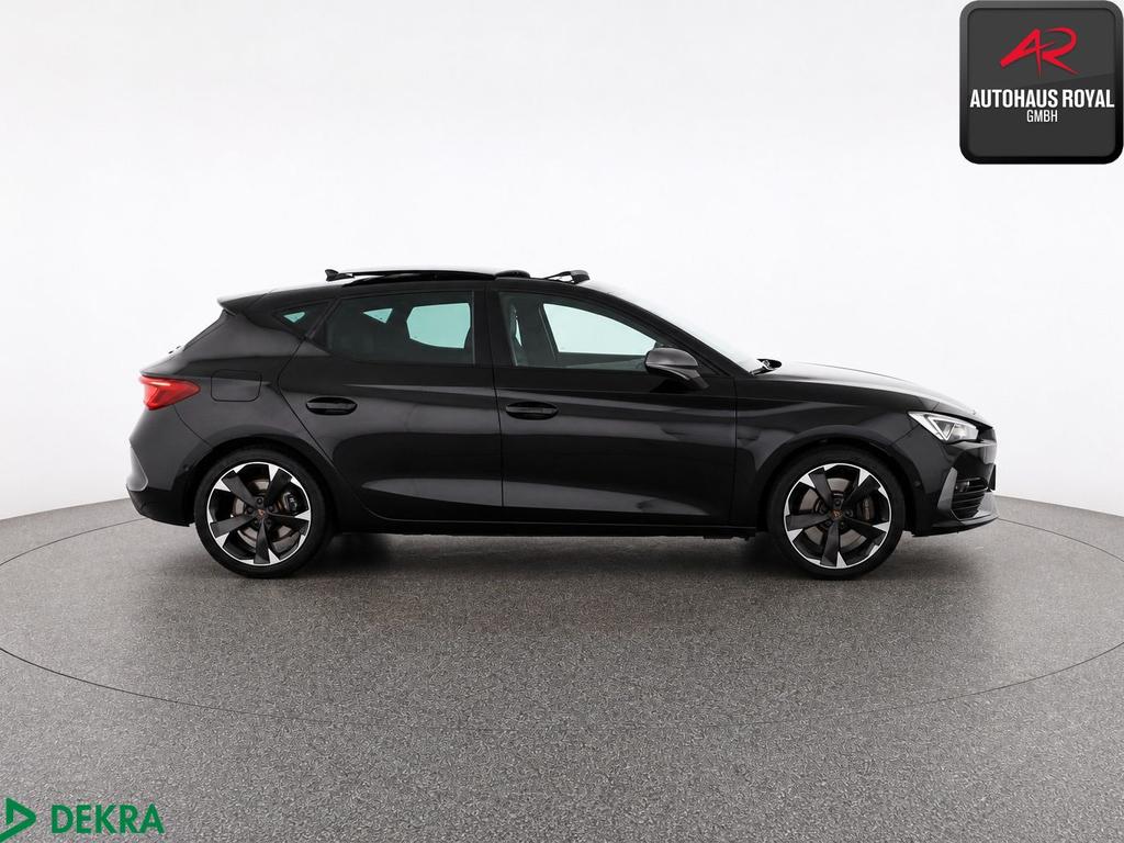 Cupra Leon 2023 г. Чёрный, пробег 50000 км