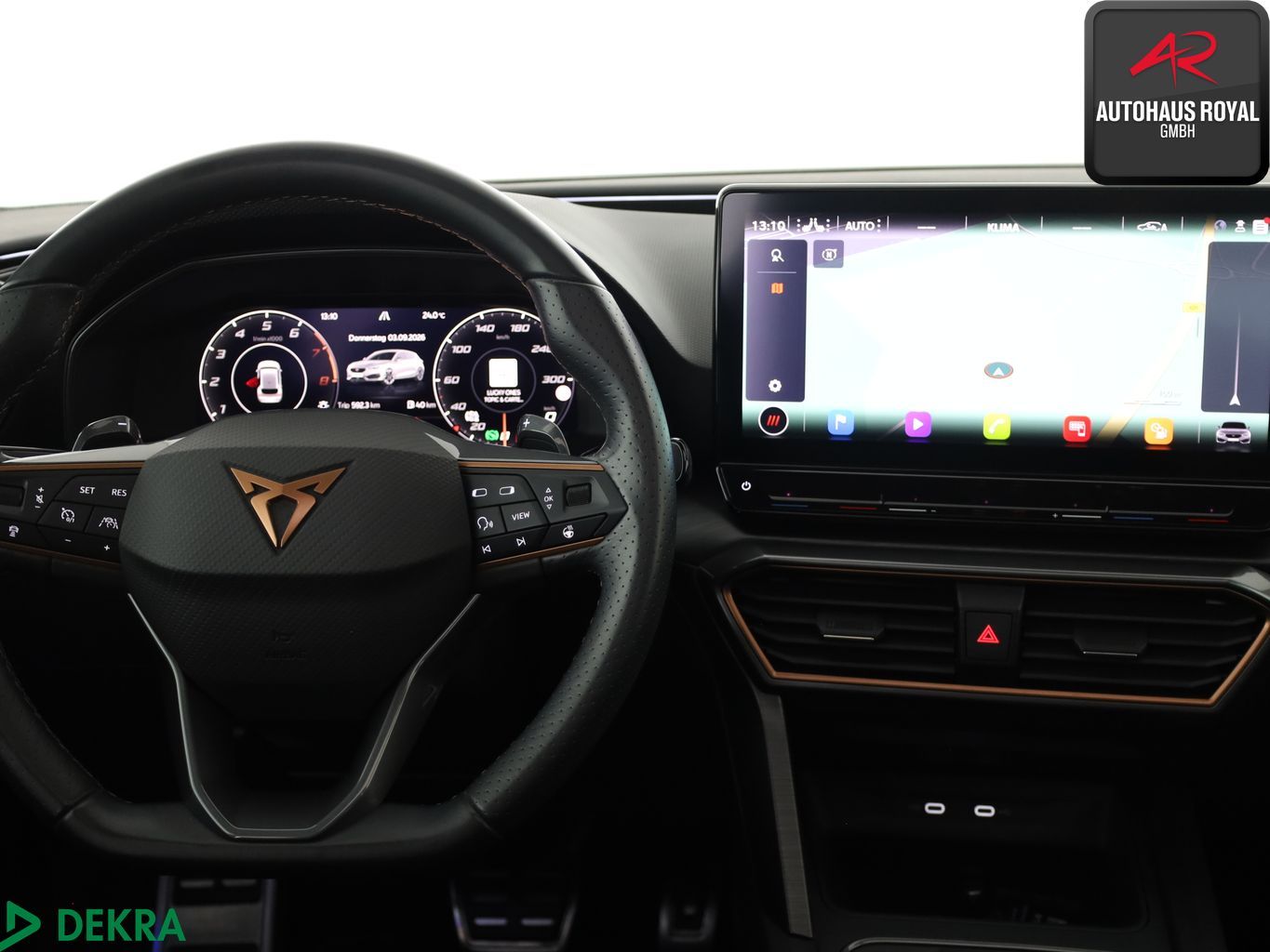 Cupra Leon 2023 г. Чёрный, пробег 50000 км