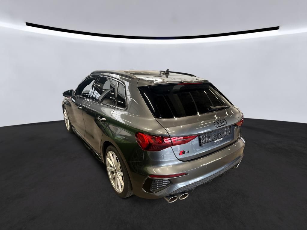 Audi S3 2023 г. Серый, пробег 33000 км
