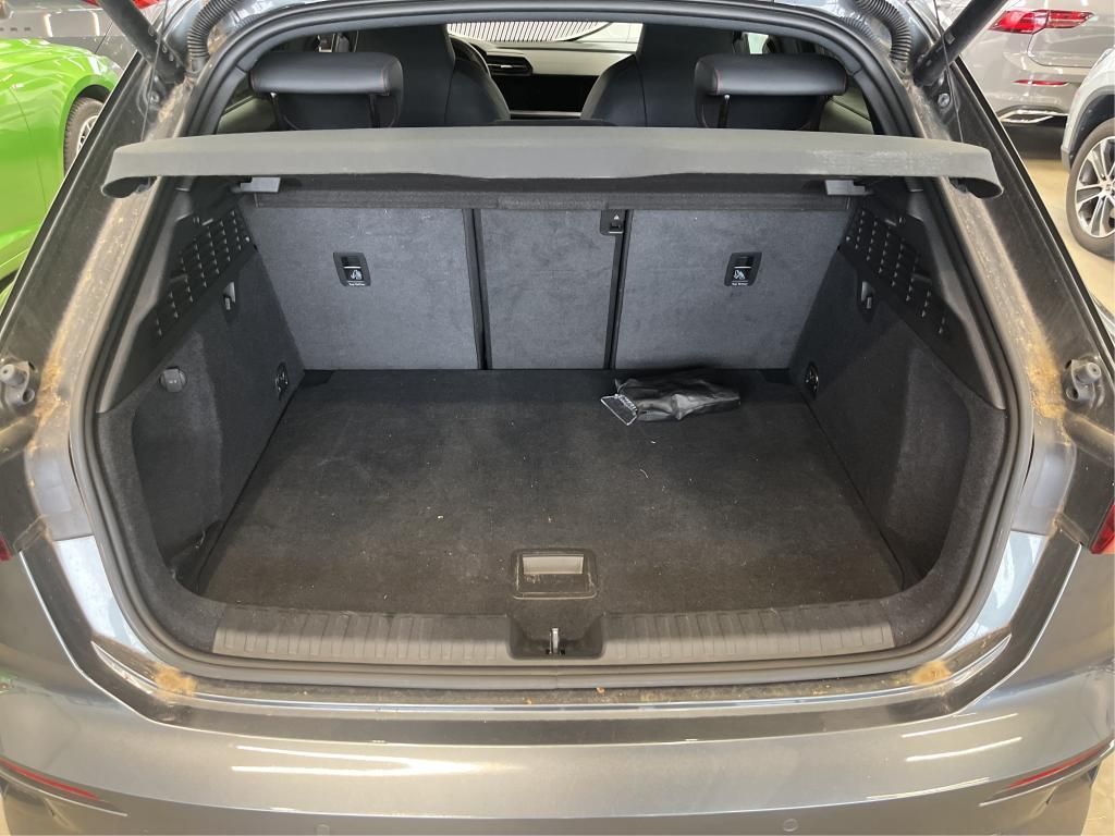 Audi S3 2023 г. Серый, пробег 33000 км