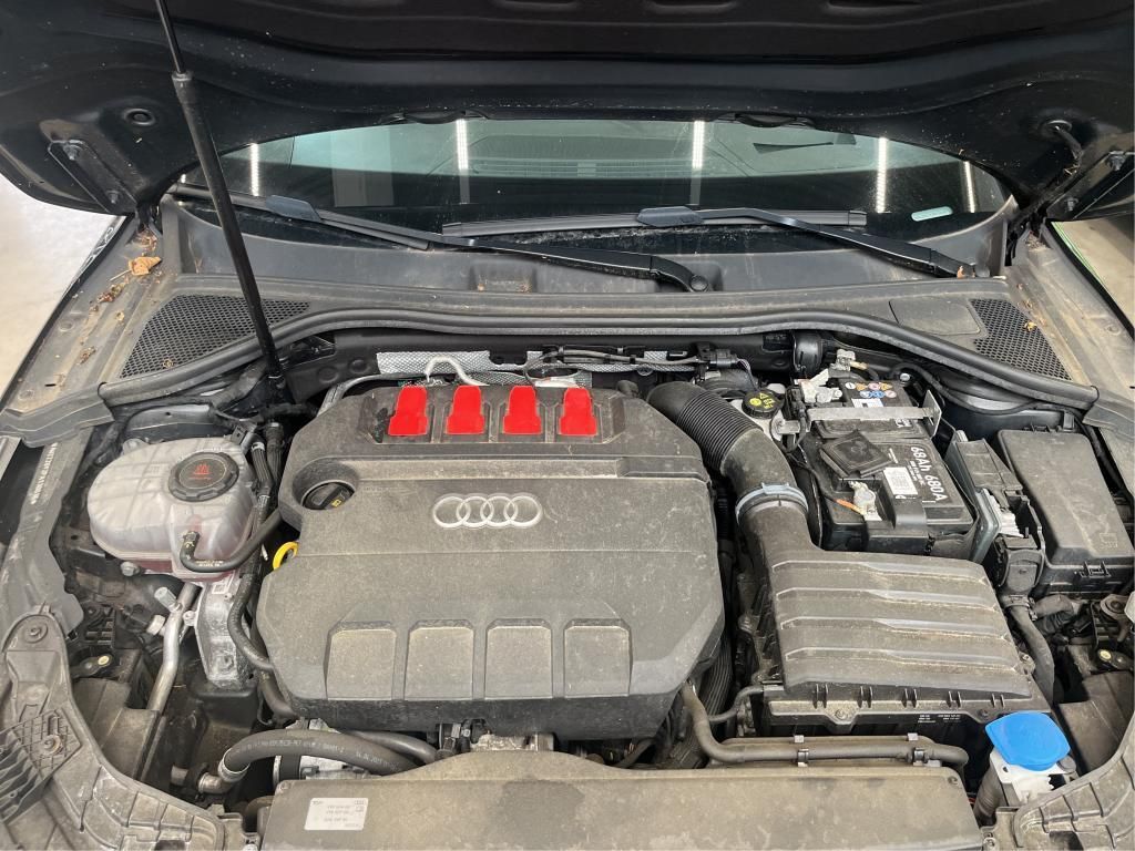 Audi S3 2023 г. Серый, пробег 33000 км