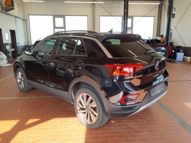 Volkswagen T-Roc 2023 г. Чёрный, пробег 53767 км