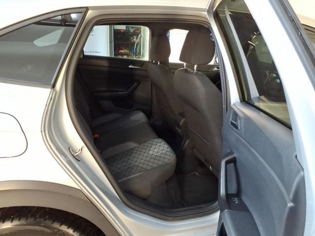 Volkswagen Taigo 2022 г. Серебристый, пробег 36463 км