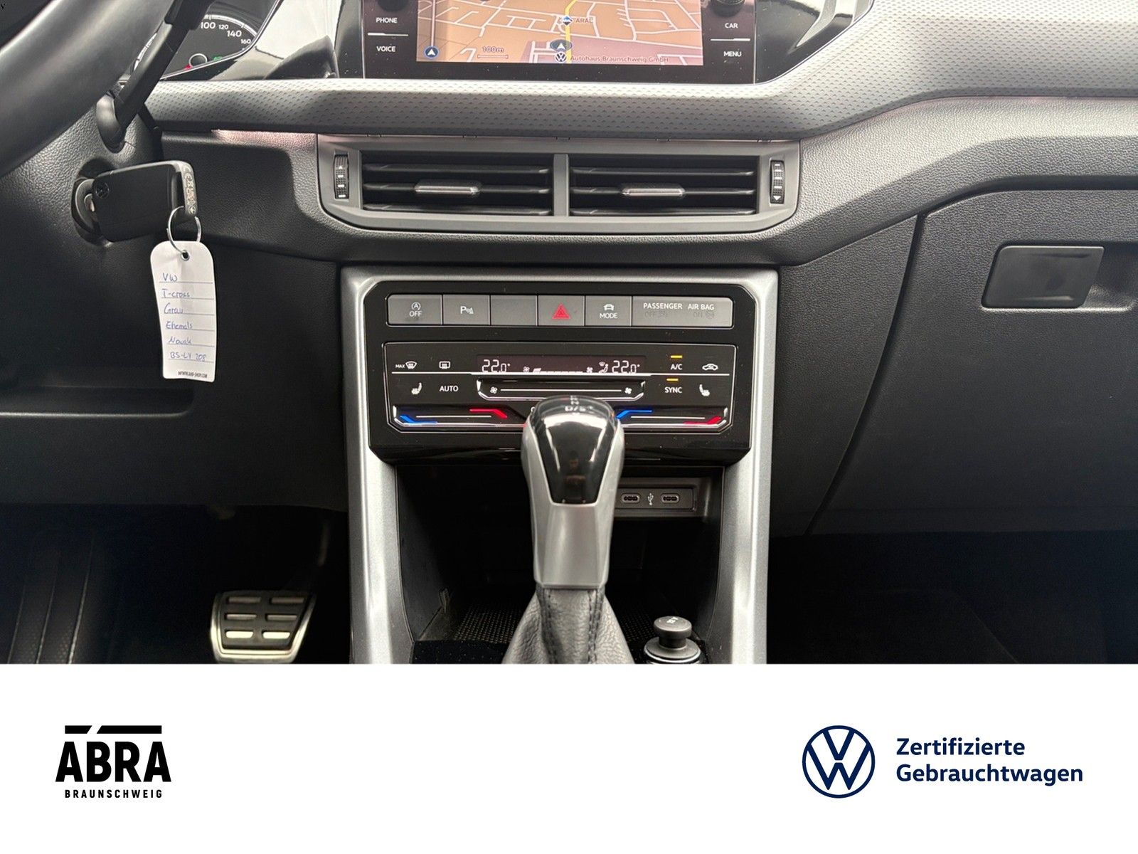 Volkswagen T-Cross 2022 г. Серый, пробег 28900 км