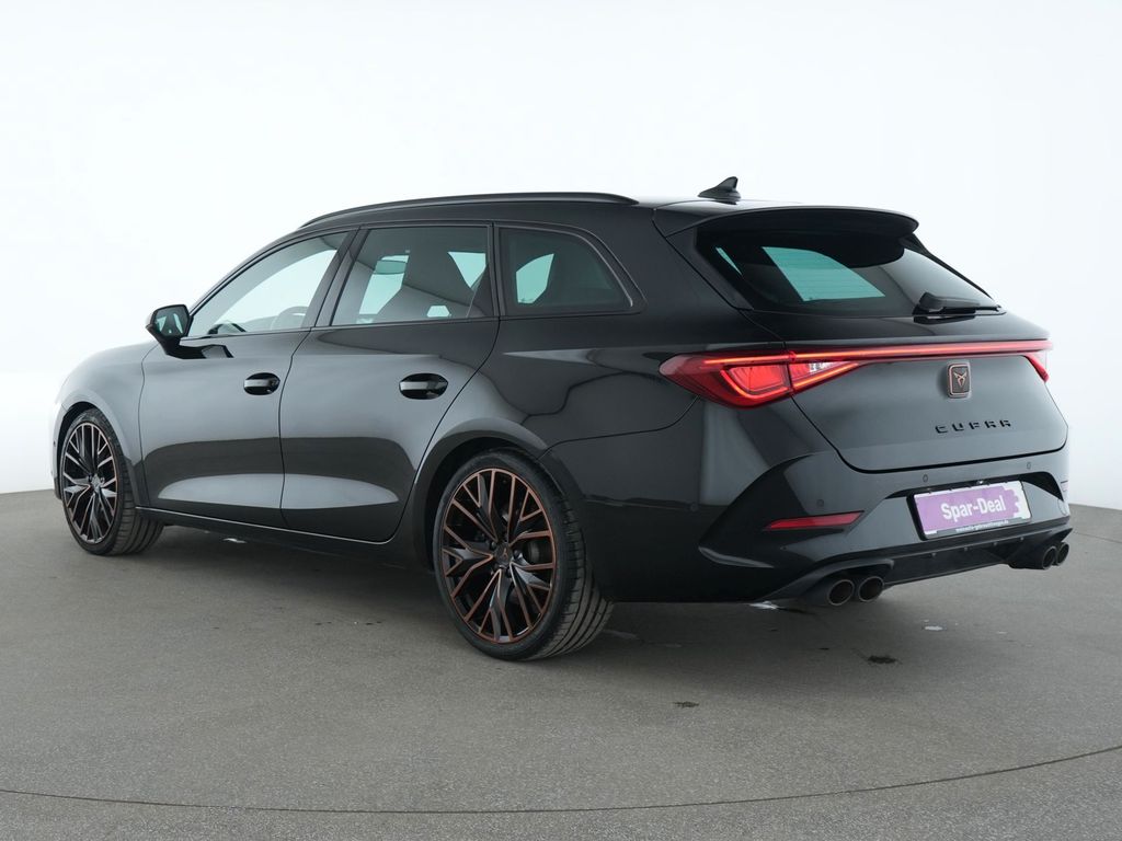 Cupra Leon 2024 г. Чёрный, пробег 51368 км