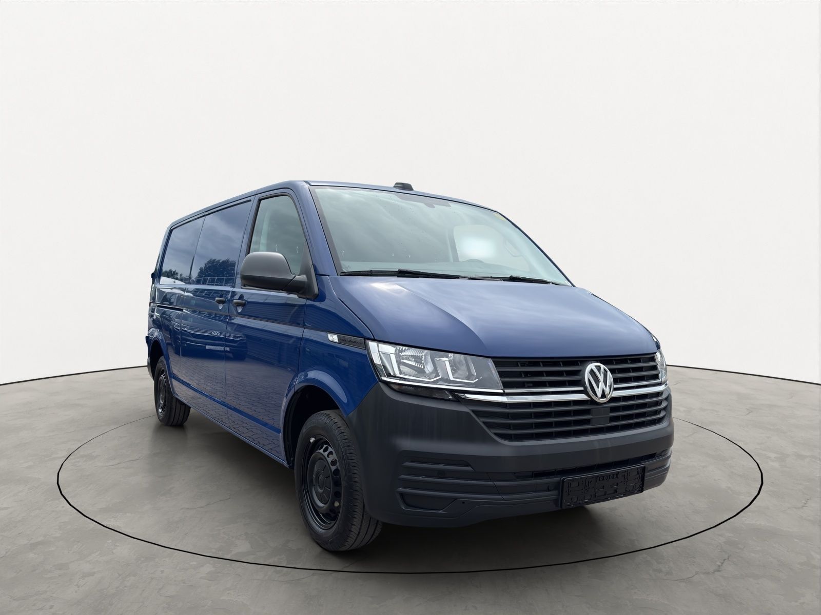Volkswagen T6 TRANSPORTER 2023 г. Синий, пробег 43014 км