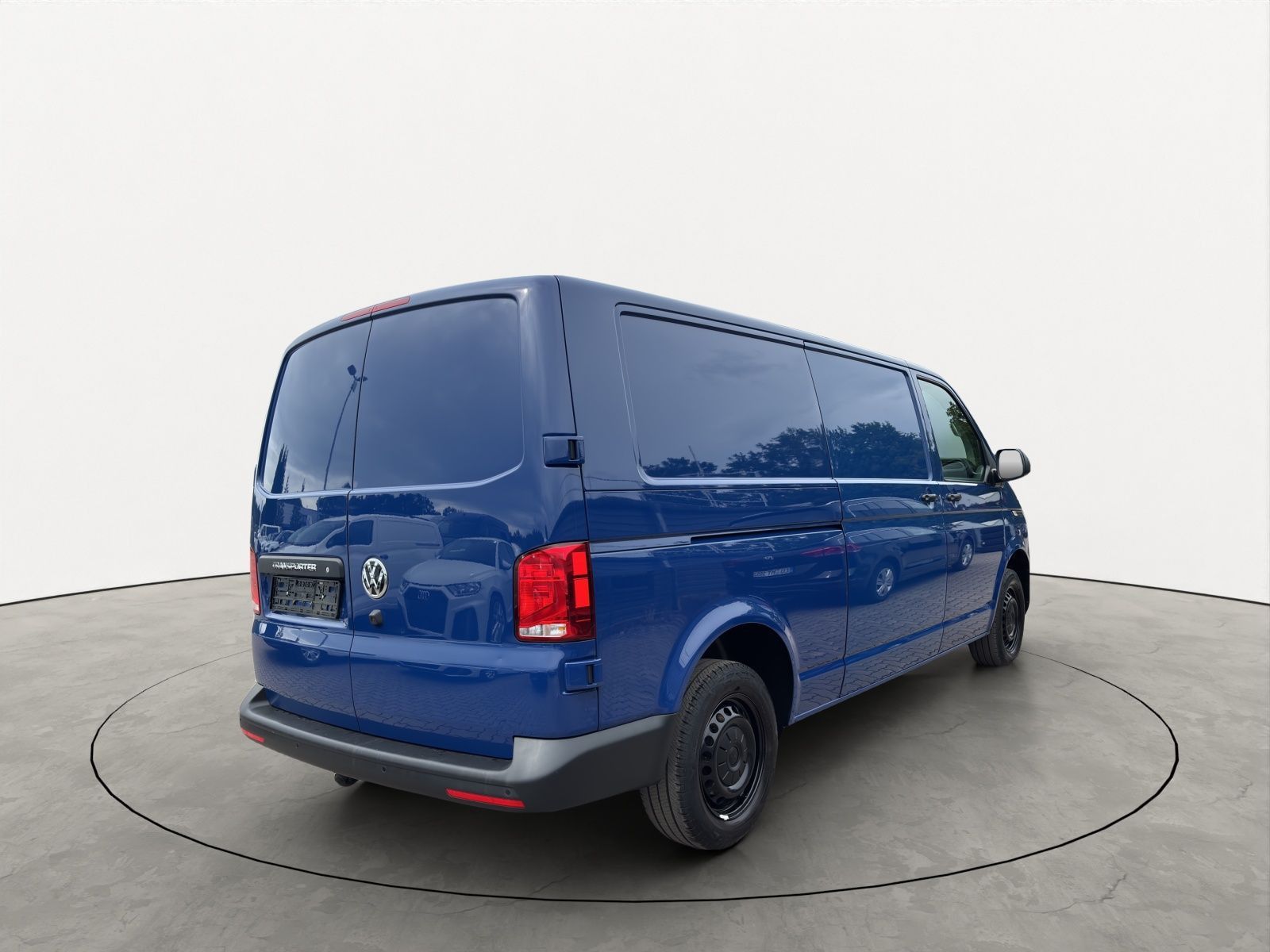Volkswagen T6 TRANSPORTER 2023 г. Синий, пробег 43014 км