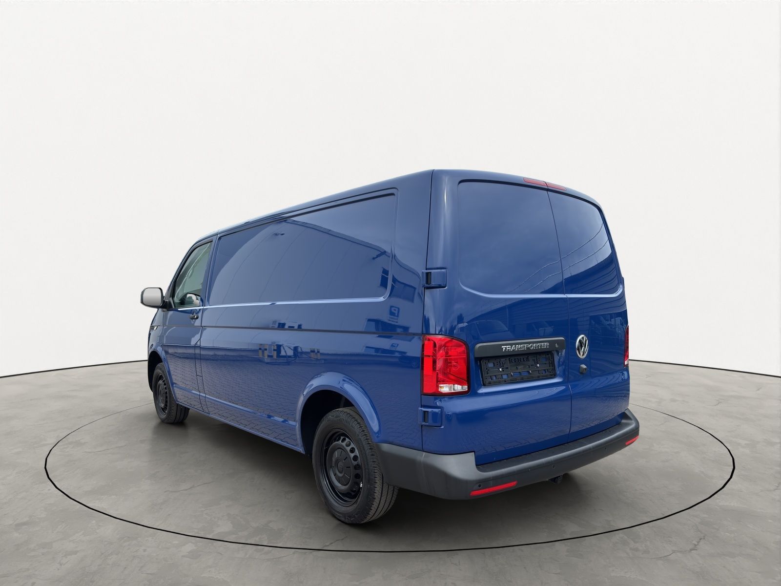 Volkswagen T6 TRANSPORTER 2023 г. Синий, пробег 43014 км