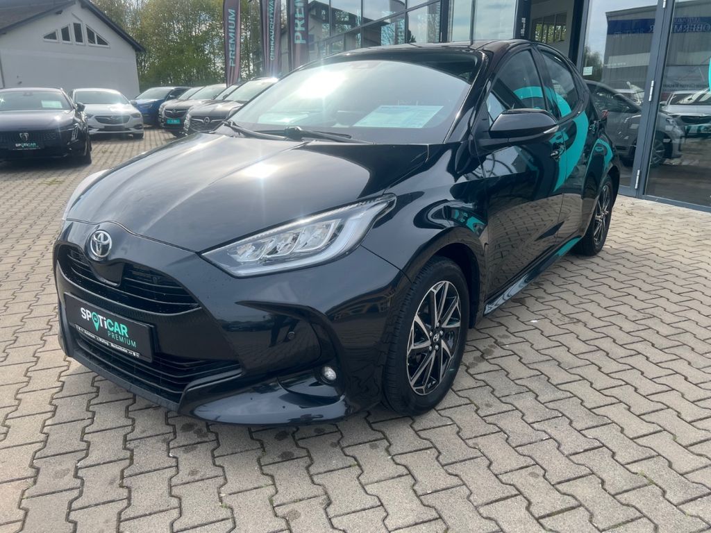Toyota Yaris 2022 г. Чёрный, пробег 49100 км