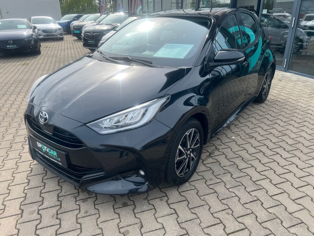 Toyota Yaris 2022 г. Чёрный, пробег 49100 км