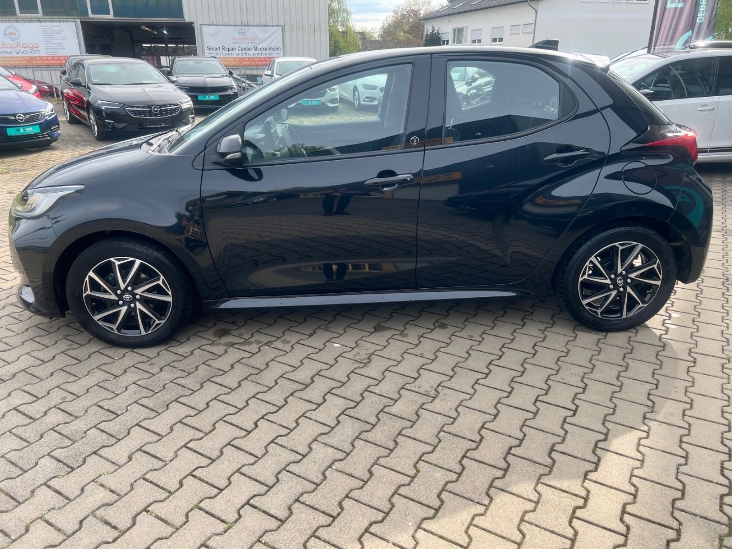 Toyota Yaris 2022 г. Чёрный, пробег 49100 км
