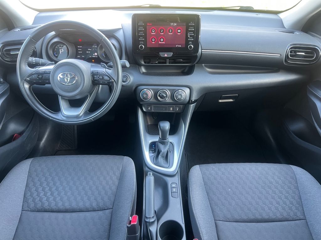 Toyota Yaris 2022 г. Чёрный, пробег 49100 км