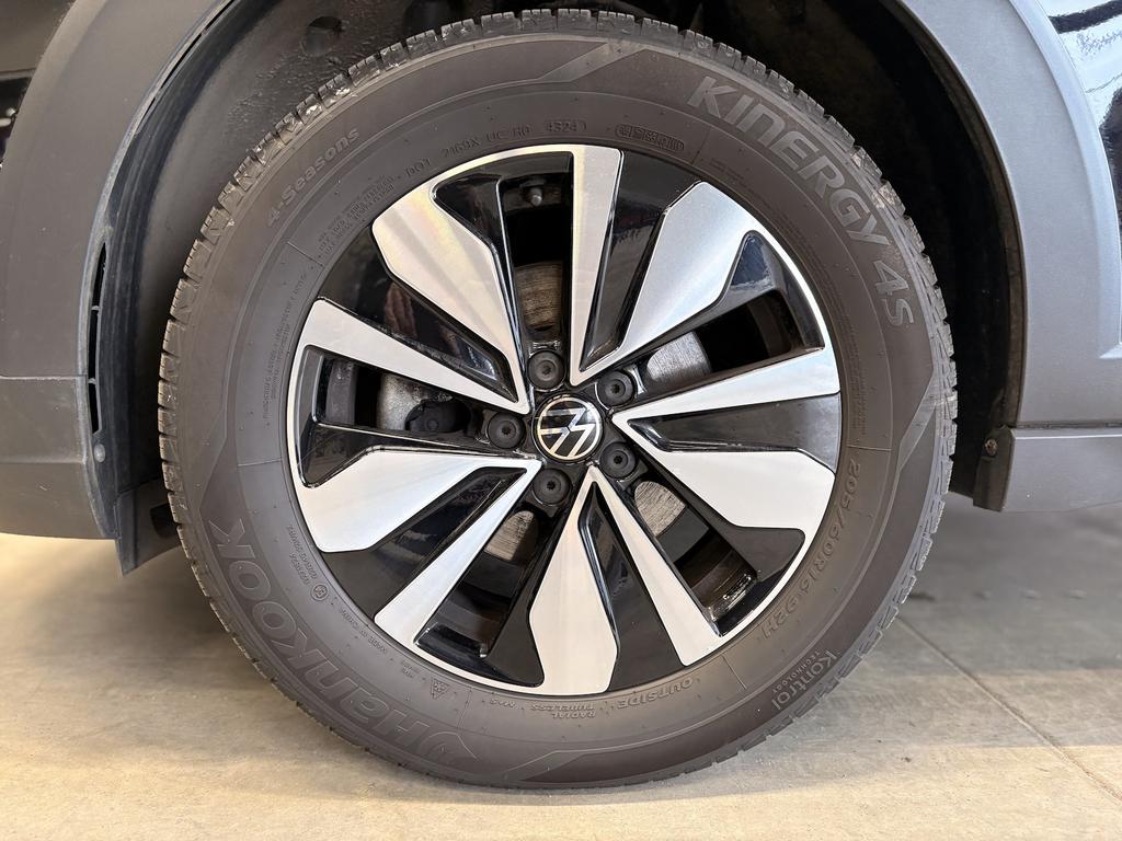 Volkswagen Taigo 2025 г. Чёрный, пробег 23470 км