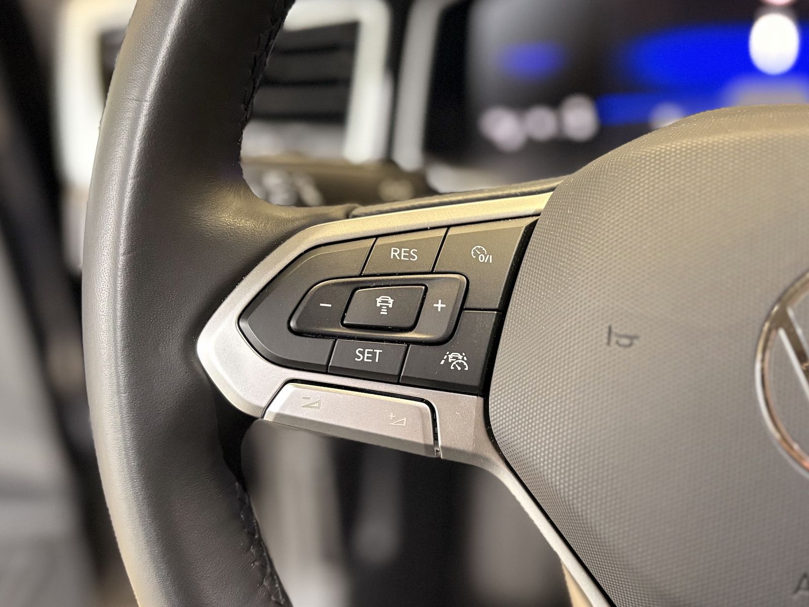 Volkswagen Taigo 2025 г. Чёрный, пробег 23470 км