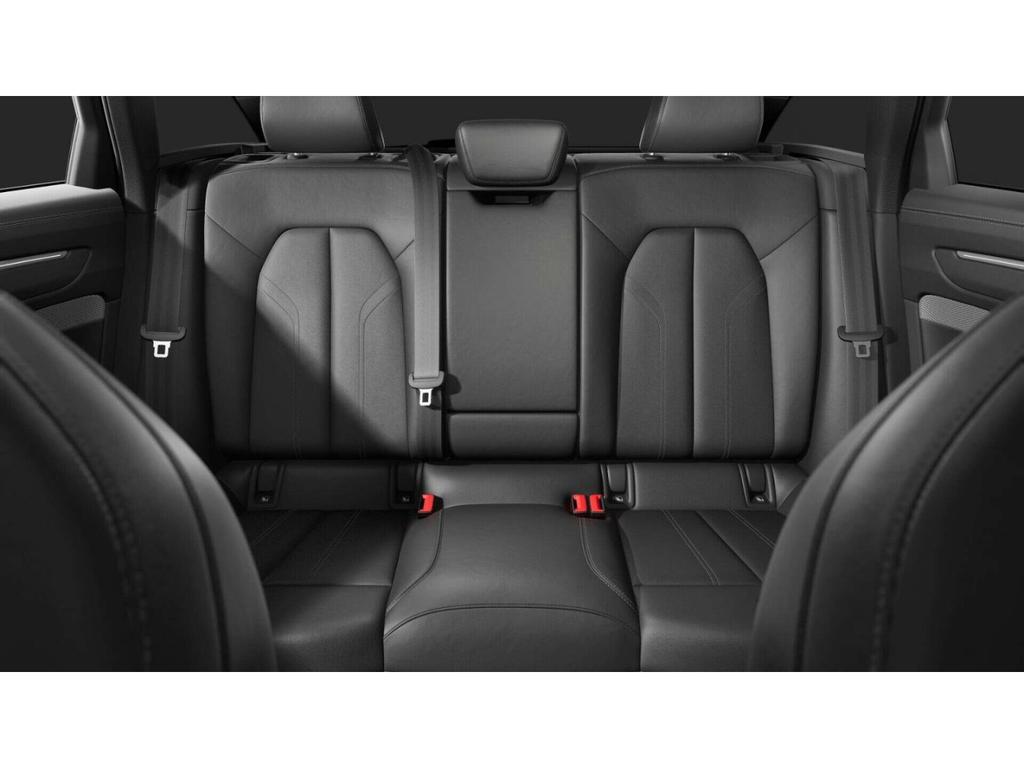 Audi A6 2025 г. Чёрный, пробег 26036 км