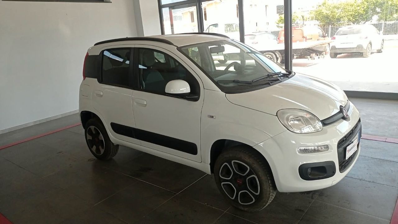 Fiat Panda 2022 г. Белый, пробег 41000 км