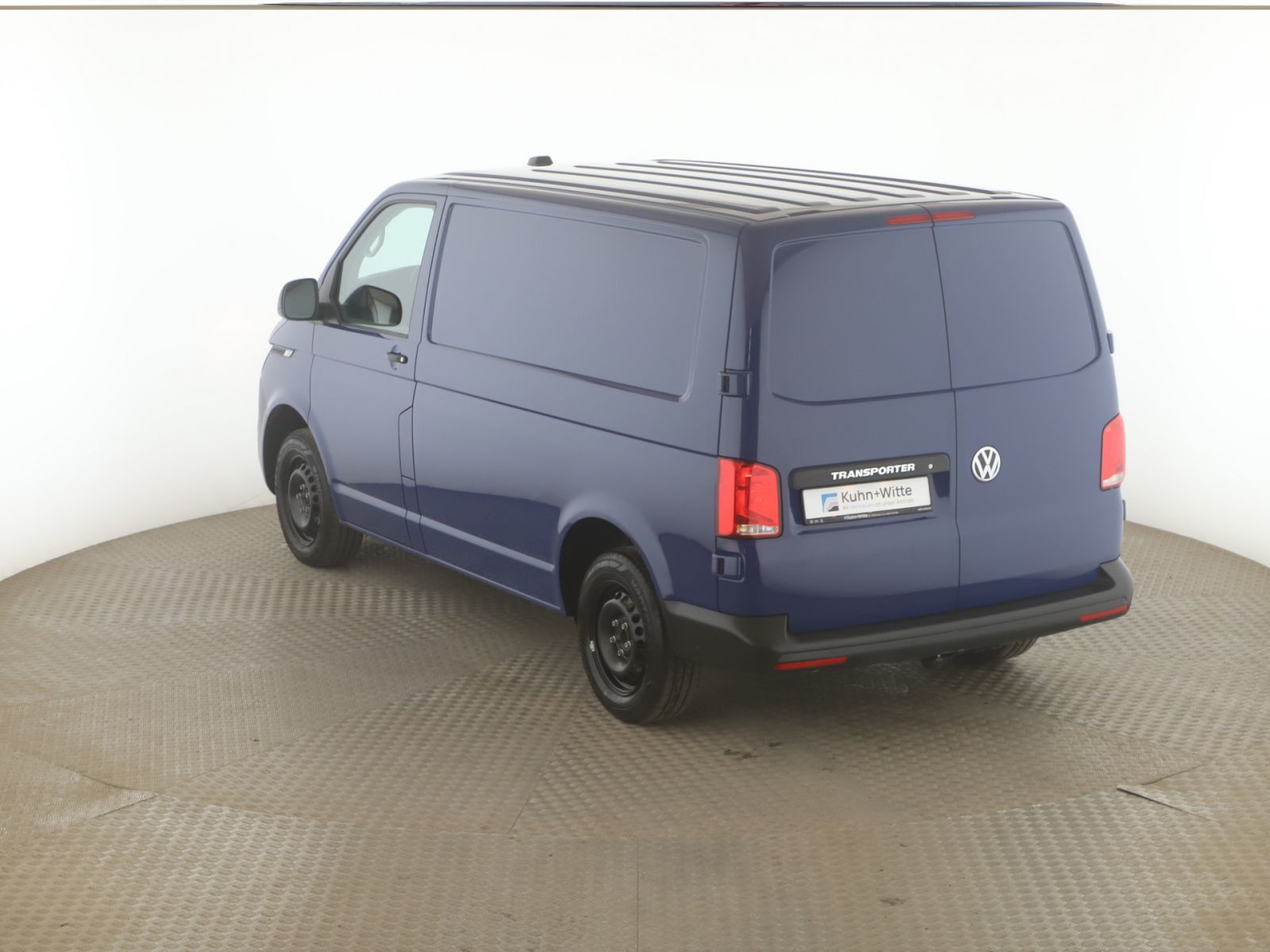 Volkswagen T6 TRANSPORTER 2023 г. Синий, пробег 41590 км