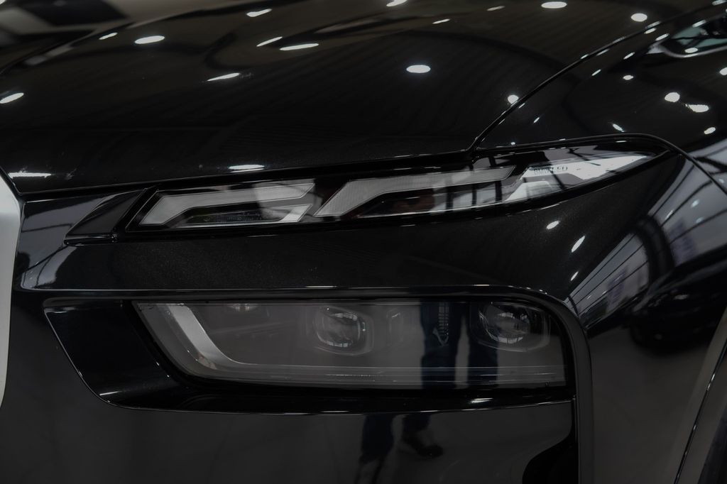 BMW X7 2022 г. Чёрный, пробег 45672 км