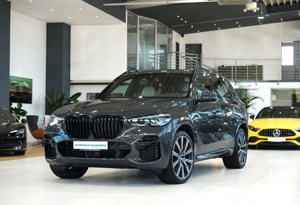 BMW X5 2023 г. Серый, пробег 37400 км