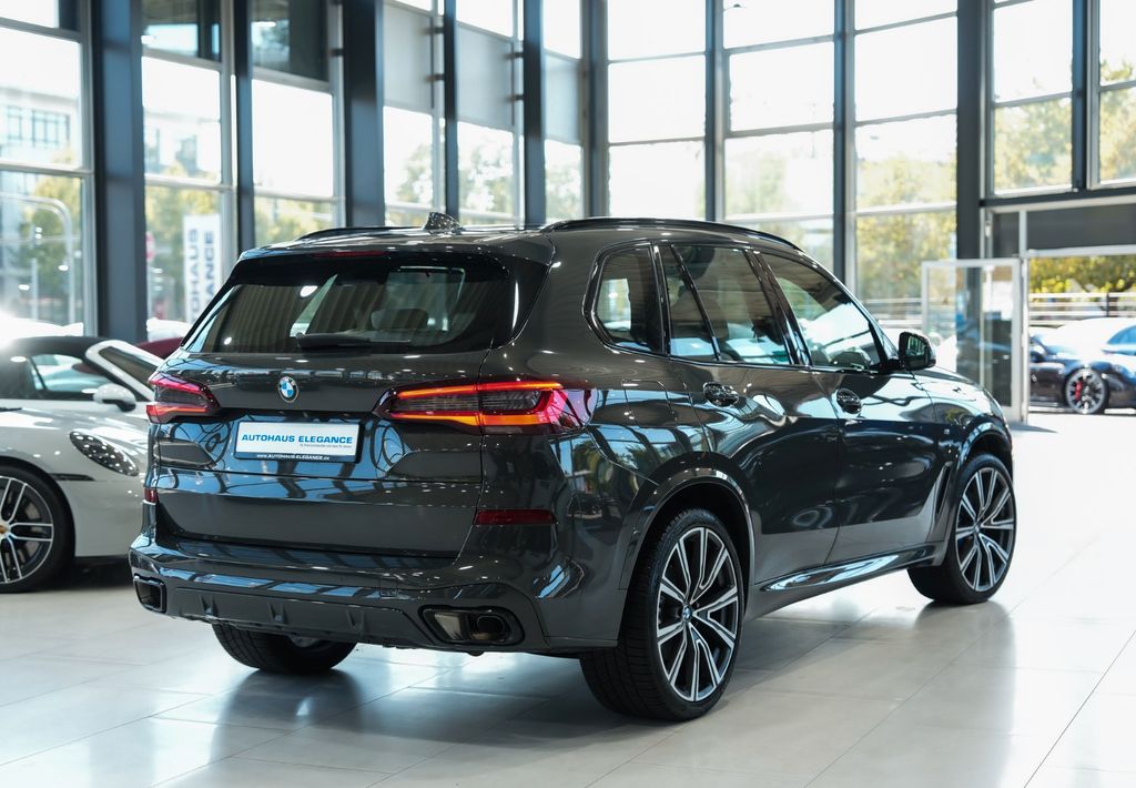 BMW X5 2023 г. Серый, пробег 37400 км