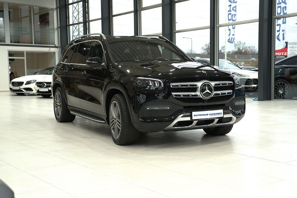 Mercedes-Benz GLS 580 2023 г. Чёрный, пробег 27501 км