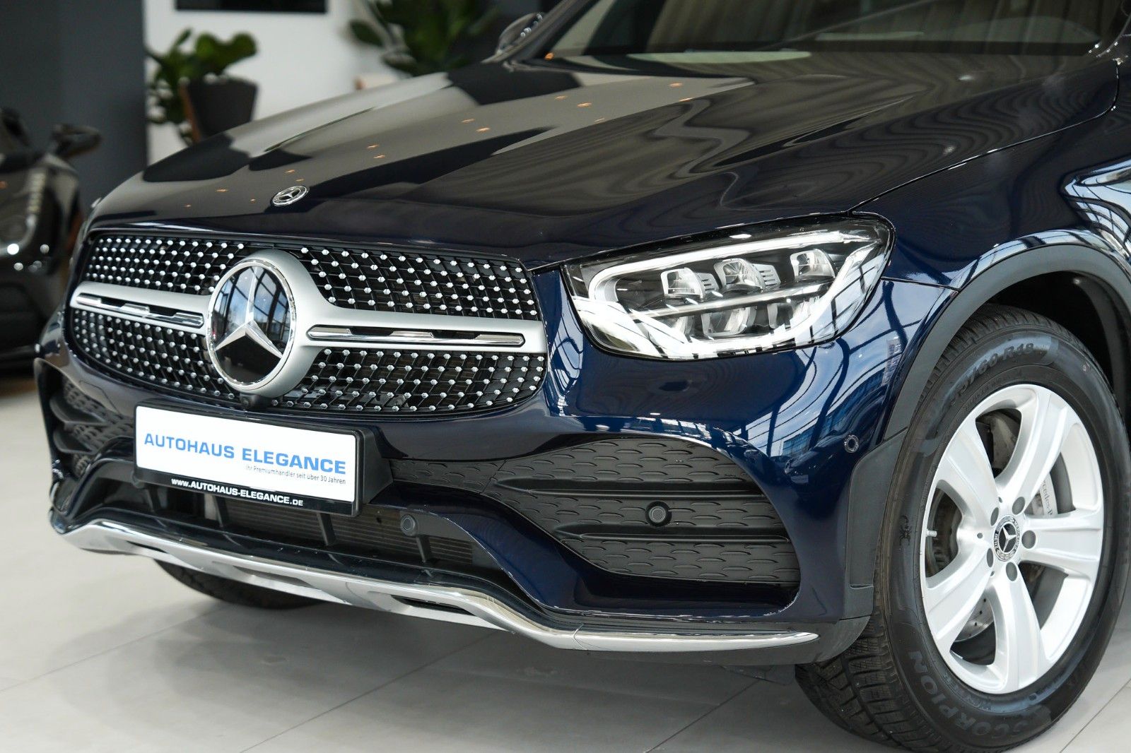Mercedes-Benz GLC 400 2021 г. Синий, пробег 9901 км