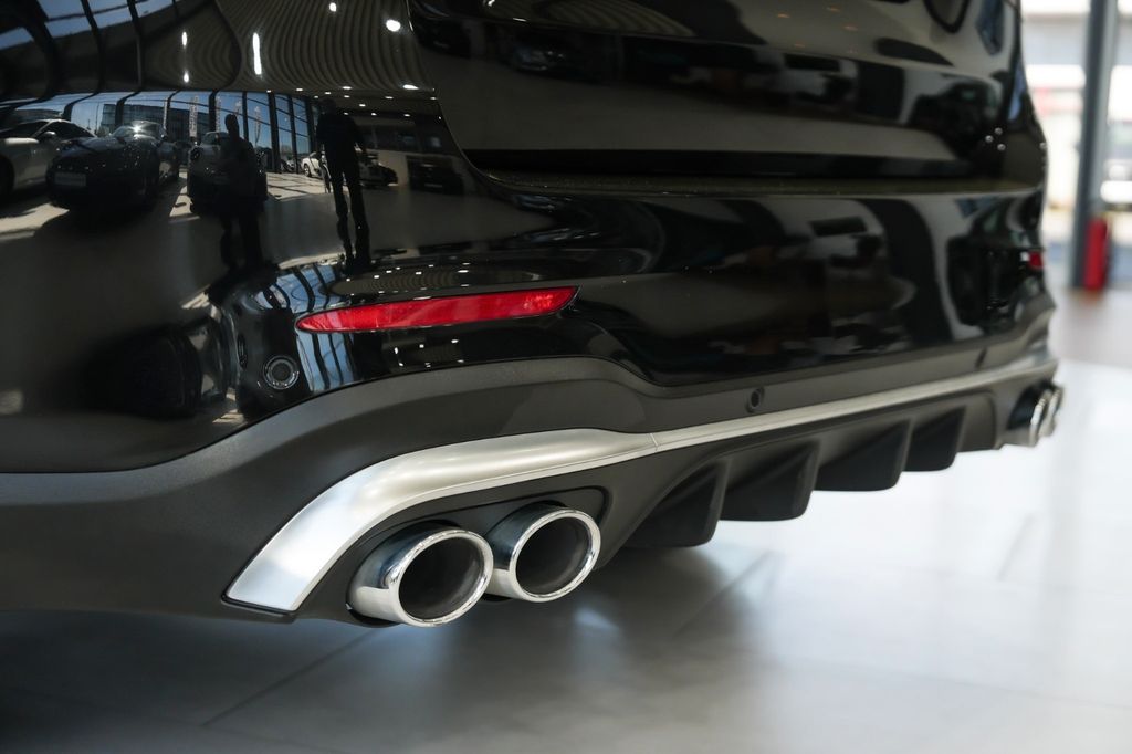 Mercedes-Benz GLC 43 AMG 2022 г. Чёрный, пробег 48872 км