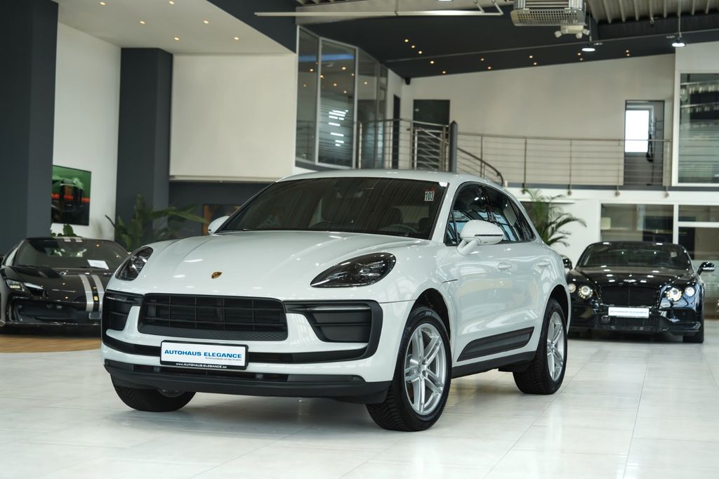 Porsche Macan 2022 г. Белый, пробег 48656 км