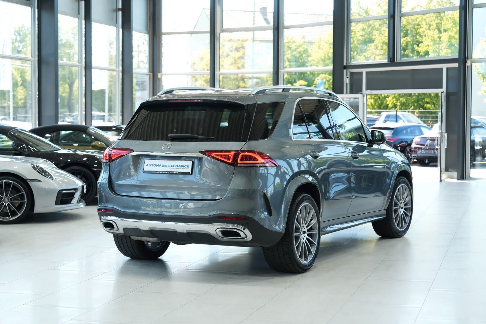 Mercedes-Benz GLE 300 2022 г. Серый, пробег 49859 км